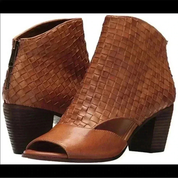 Patricia Nash Rosetta Peep-Toe Ankle Boots Italian Leather Tan Brown Size 10 - Picture 1 of 16